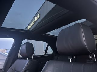 Mercedes-Benz E 300 2014 E 300 BlueTEC HYBRID Saloon-thumb-19