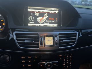 Mercedes-Benz E 300 2014 E 300 BlueTEC HYBRID Saloon-thumb-31