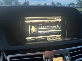 Mercedes-Benz E 300 2014 E 300 BlueTEC HYBRID Saloon-thumb-11