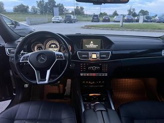 Mercedes-Benz E 300 2014 E 300 BlueTEC HYBRID Saloon-thumb-22