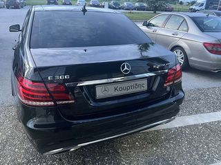 Mercedes-Benz E 300 2014 E 300 BlueTEC HYBRID Saloon-thumb-4