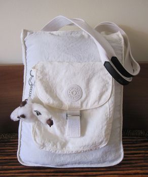 Kipling λευκή τσάντα ώμου, 33x25x9εκ