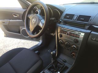 Mazda 3 2007-thumb-6