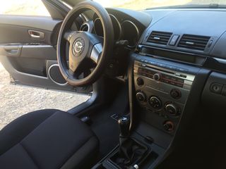 Mazda 3 2007-thumb-7