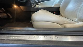 Jaguar XK 2007 60.000 ΧΛΜ ! Πληρωμένα Τέλη '25 !-thumb-17