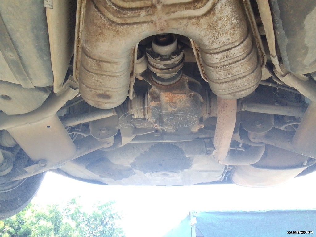 BMW E39 520