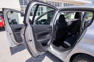 Peugeot 308 2017-thumb-7