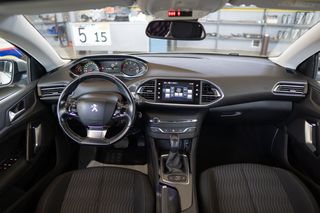 Peugeot 308 2017-thumb-8