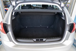 Peugeot 308 2017-thumb-5
