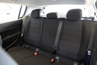 Peugeot 308 2017-thumb-10