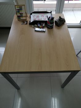 Γραφείο τραπέζι 
