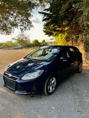 Ford Focus 2014-thumb-2