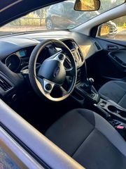 Ford Focus 2014-thumb-7