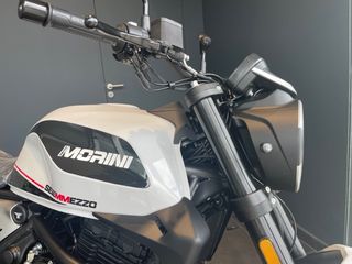 Moto Morini Seiemmezzo '24 STR 650 61PS Starlight White ΝΕΑ ΤΙΜΗ! 