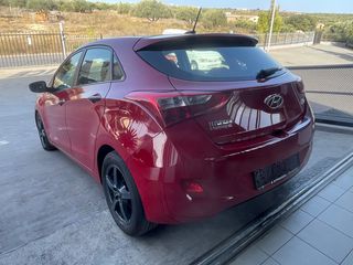 Hyundai i 30 2013 1.4c.c CRD-i 16V TD 90 hp NAVI-thumb-7