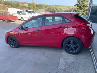 Hyundai i 30 2013 1.4c.c CRD-i 16V TD 90 hp NAVI-thumb-5