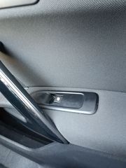 Peugeot 508 2016-thumb-26