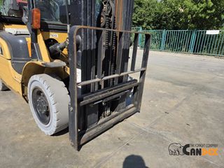 CAT 2008 GP25N-thumb-6