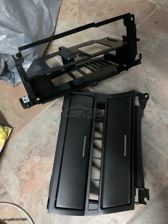 BMW E46 ΚΟΝΣΟΛΑ, ΤΑΜΠΛΟ, ΒΑΣΗ, ΝΤΟΥΛΑΠΑΚΙ