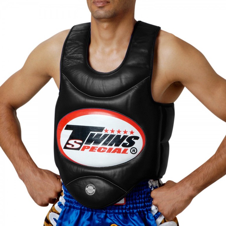 Twins Θώρακας Thai-Kick-Boxing Trainning