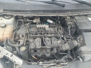Ford Focus 2010-thumb-14