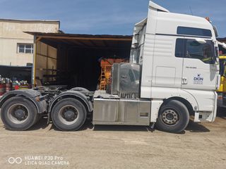 MAN 2009 TGX 33.680-thumb-4