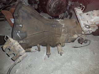 Σασμαν {MITSUBISHI-L300}DIESEL-KOD ENGINE{D4BF}{2.5-2500CC}{97-98 M}-thumb-2