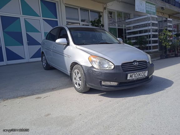 Hyundai Accent '08 1.4 Fuell Extra 