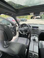 Mercedes-Benz C 200 2009 AMG-thumb-14