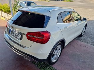 Mercedes-Benz GLA 180 2015 180d Sensation 7G-DCT AUTOMATI-thumb-7