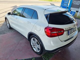 Mercedes-Benz GLA 180 2015 180d Sensation 7G-DCT AUTOMATI-thumb-12