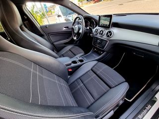 Mercedes-Benz GLA 180 2015 180d Sensation 7G-DCT AUTOMATI-thumb-21
