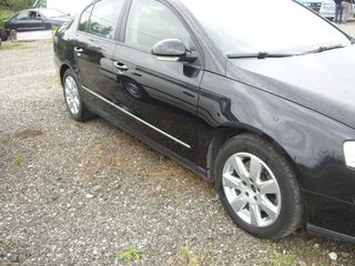 Volkswagen Passat 2008-thumb-3