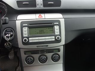 Volkswagen Passat 2008-thumb-8