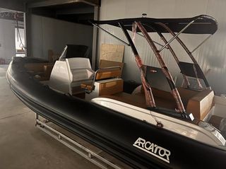Arcator 2026 CLASSIC LUX 8.0 - HYPALON-thumb-52