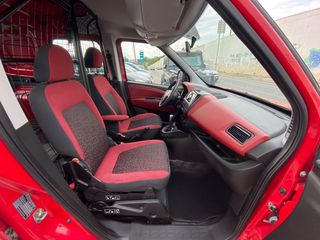 Κλούβα Fiat 2012 Doblo ΑΥΤΟΜΑΤΟ/ ΜΕ ΔΟΣΕΙΣ ΓΡΑΜΜΑΤΙΑ ΧΩΡΙΣ ΤΡΑΠΕΖΕΣ-thumb-12
