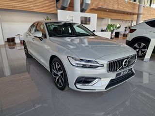 Volvo S60 '20 T8 PHEV AWD Inscription