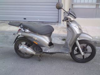 Piaggio Liberty 200 S ΛΥΜΕΝΟ ΓΙΑ ΑΝΤΑΛΛΑΚΤΙΚΑ