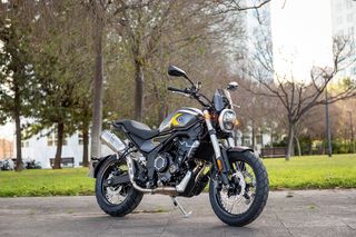 Voge 2025 AC525X ΜΕ ΠΡΟΚ 1 ΧΡΟΝΟ ΑΤΟΚΟ ΔΙΑΚ-thumb-3