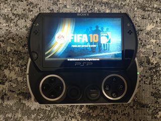 PSP GO 16GB-thumb-6
