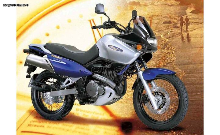 Suzuki Freewind πλαϊνό πλαστικο