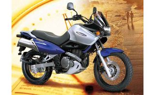 Suzuki Freewind πλαϊνό πλαστικο
