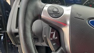 Ford Focus 2012-thumb-16