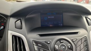 Ford Focus 2012-thumb-19