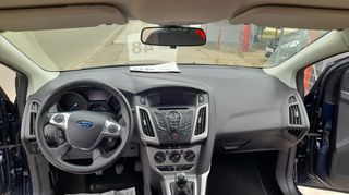 Ford Focus 2012-thumb-24