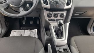 Ford Focus 2012-thumb-25