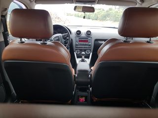 Audi A3 2009-thumb-8