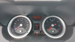 Renault Megane 2004-thumb-11