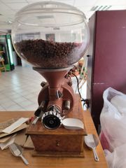 Μηχανή άλεσης καφέ