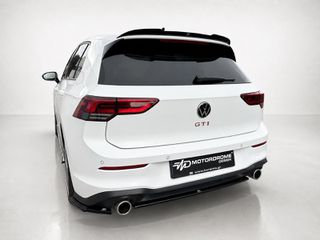 Πίσω Γωνίες Volkswagen Golf Mk8 GTI-thumb-4